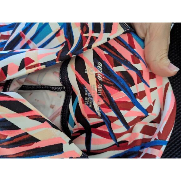 Aerie Move Leafs Capri Leggings - Picture 3 of 3